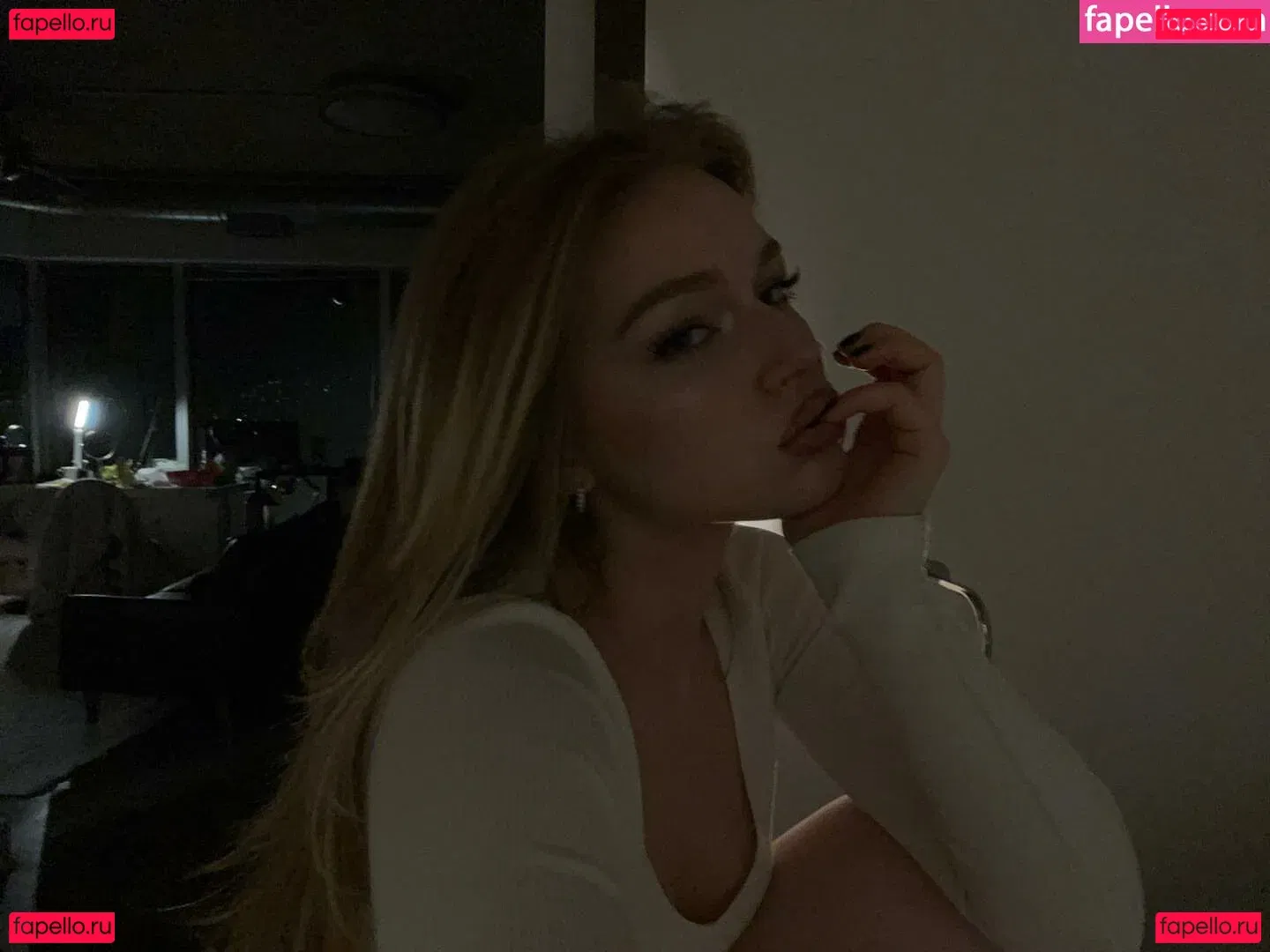 Nerushimav Onlyfans Photo Gallery 