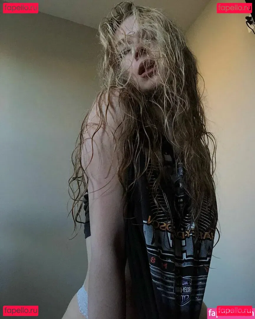 Nerushimav Onlyfans Photo Gallery 