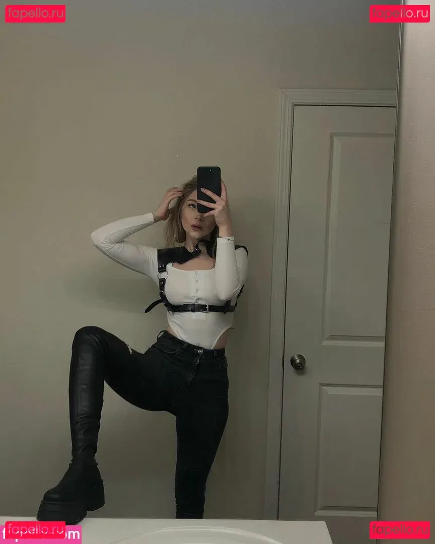 Nerushimav Onlyfans Photo Gallery 