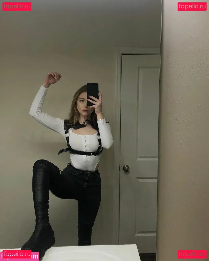 Nerushimav Onlyfans Photo Gallery 