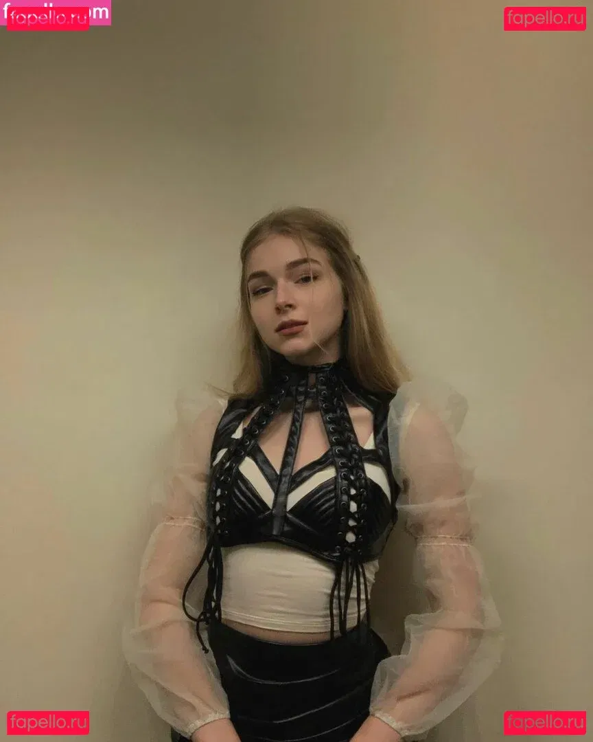 Nerushimav Onlyfans Photo Gallery 