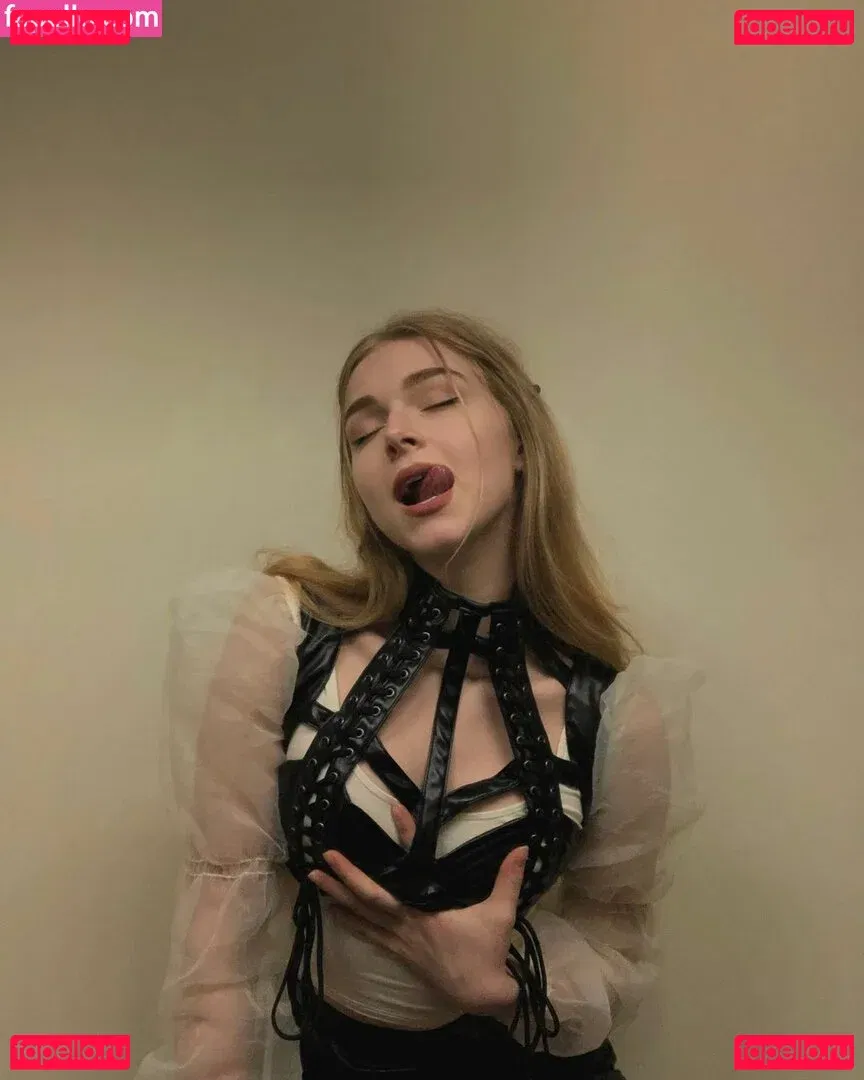 Nerushimav Onlyfans Photo Gallery 