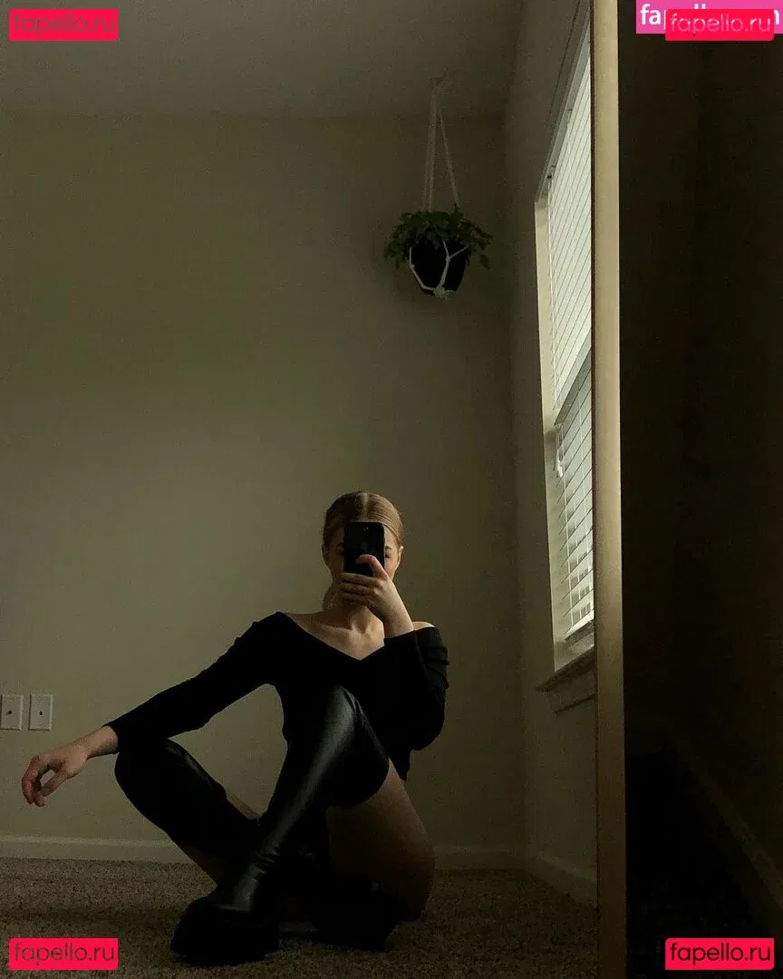 Nerushimav Onlyfans Photo Gallery 