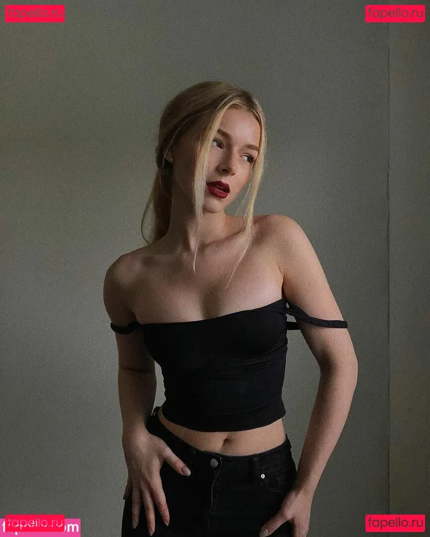 Nerushimav Onlyfans Photo Gallery 