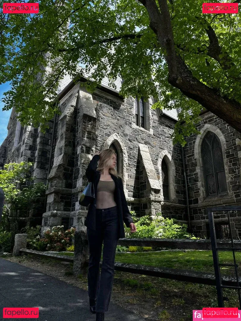 Nerushimav Onlyfans Photo Gallery 