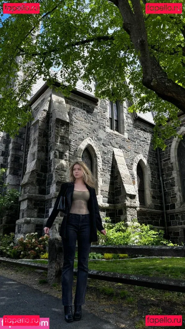 Nerushimav Onlyfans Photo Gallery 