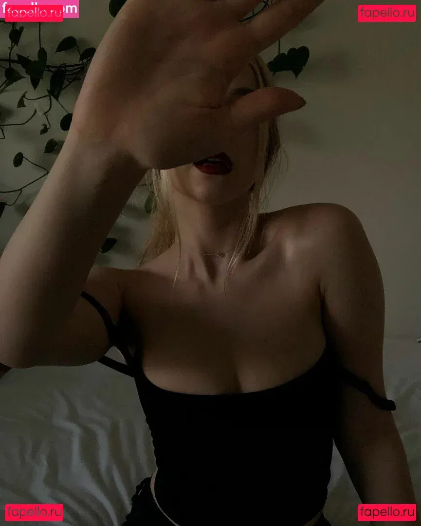 Nerushimav Onlyfans Photo Gallery 