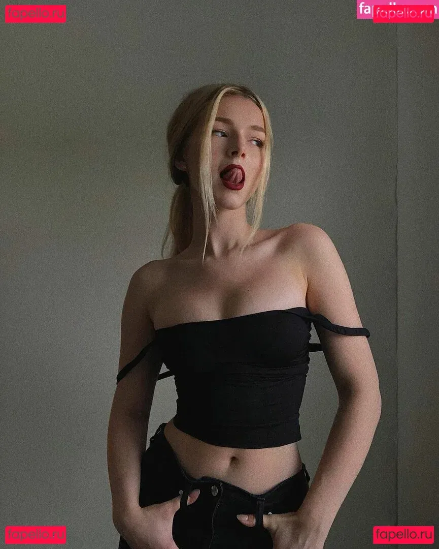 Nerushimav Onlyfans Photo Gallery 