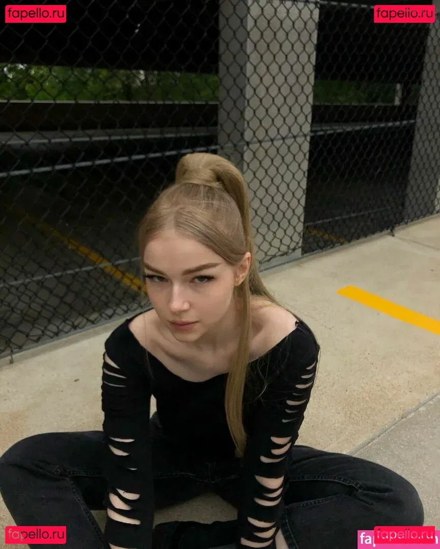 Nerushimav Onlyfans Photo Gallery 