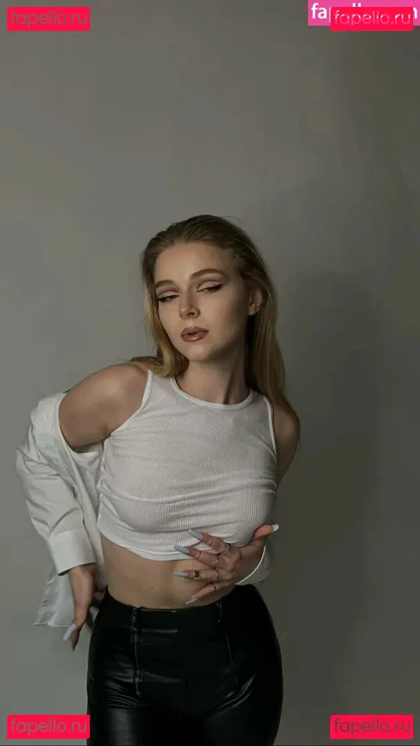 Nerushimav Onlyfans Photo Gallery 