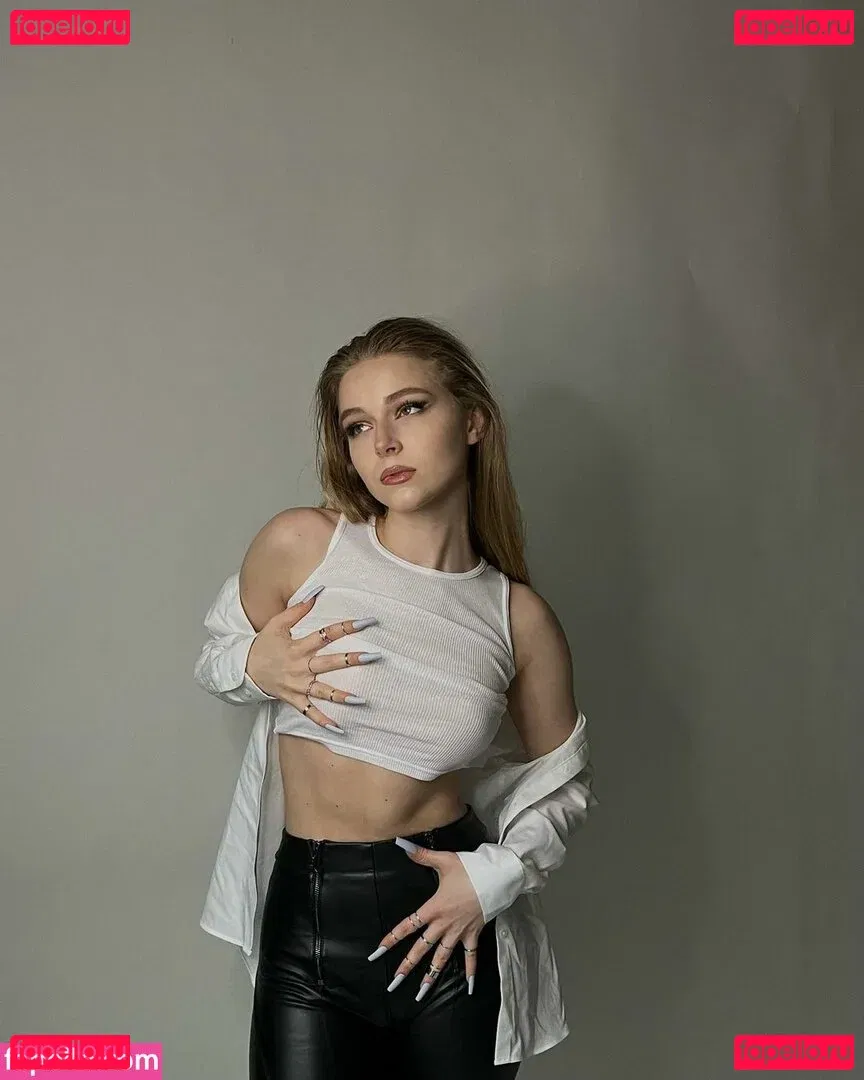 Nerushimav Onlyfans Photo Gallery 