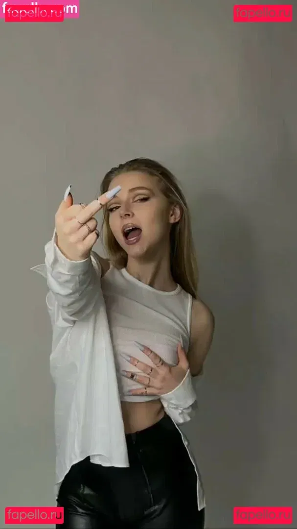 Nerushimav Onlyfans Photo Gallery 