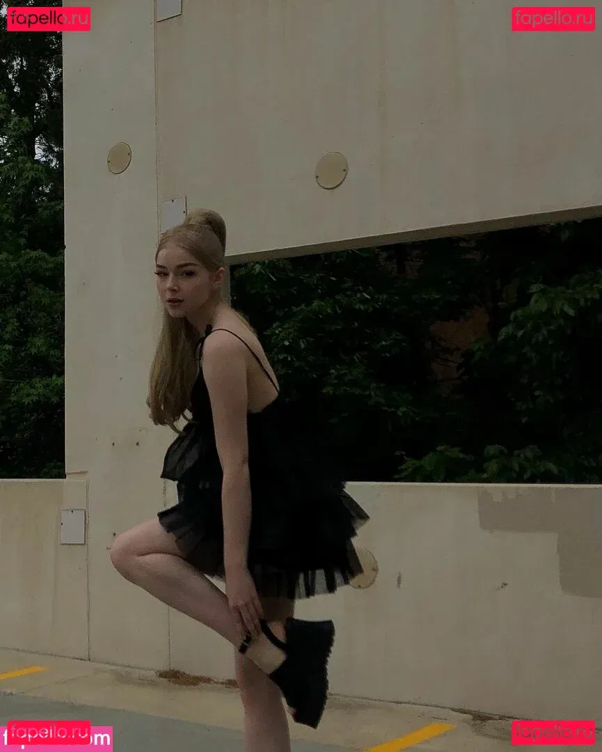 Nerushimav Onlyfans Photo Gallery 