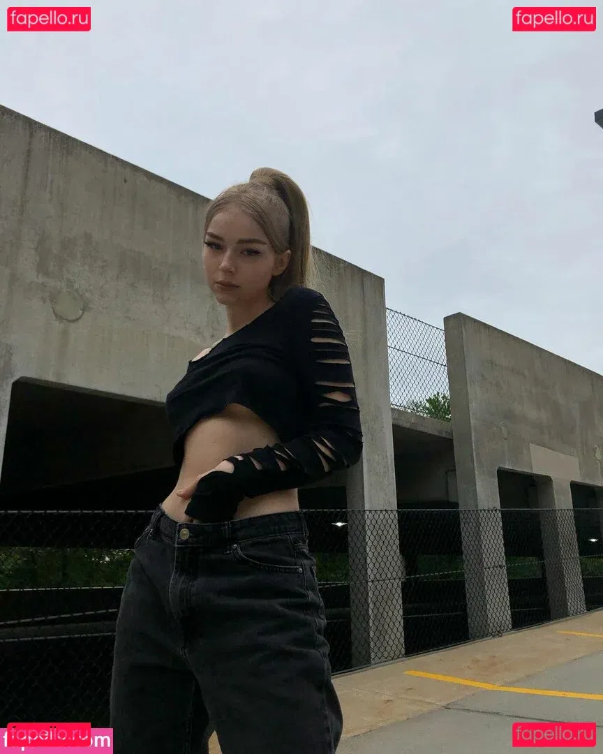 Nerushimav Onlyfans Photo Gallery 