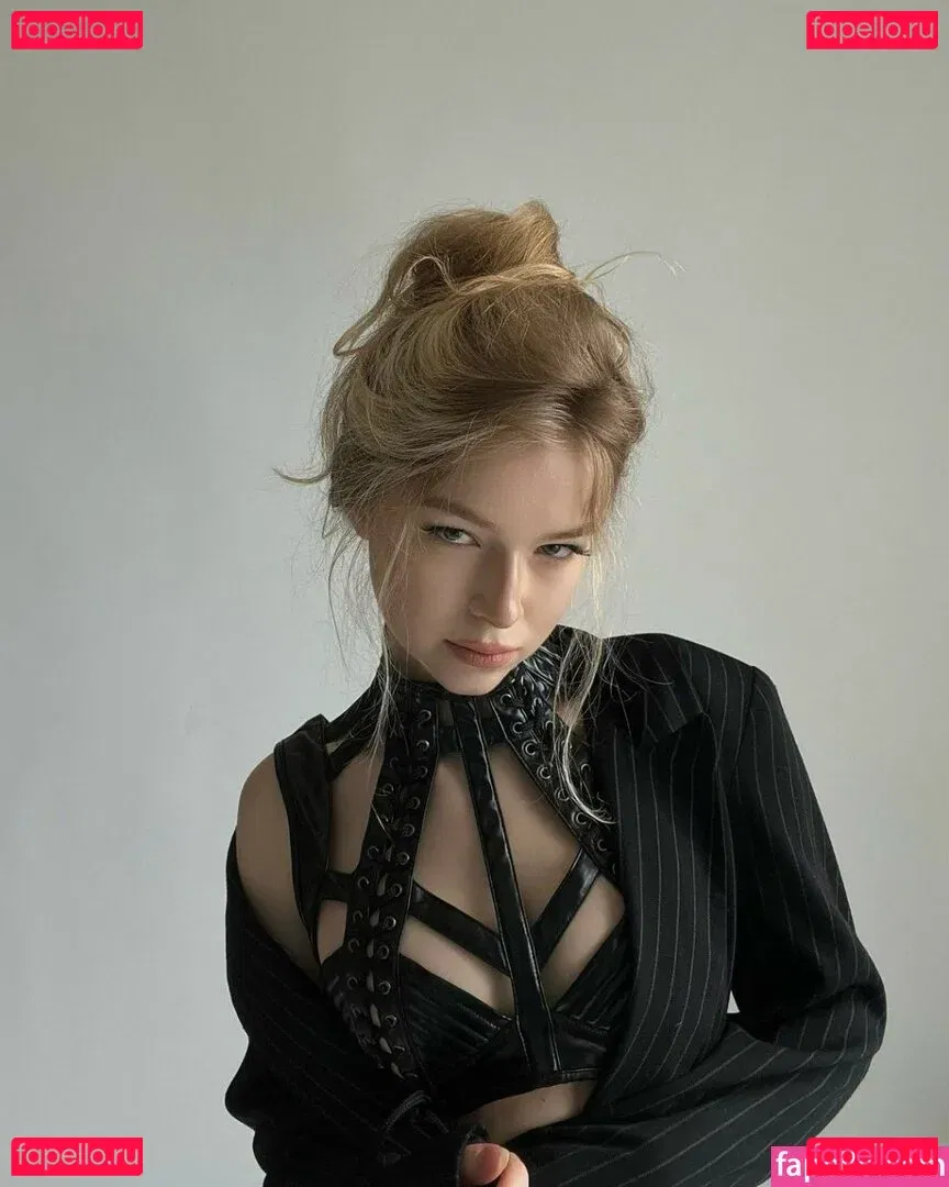 Nerushimav Onlyfans Photo Gallery 