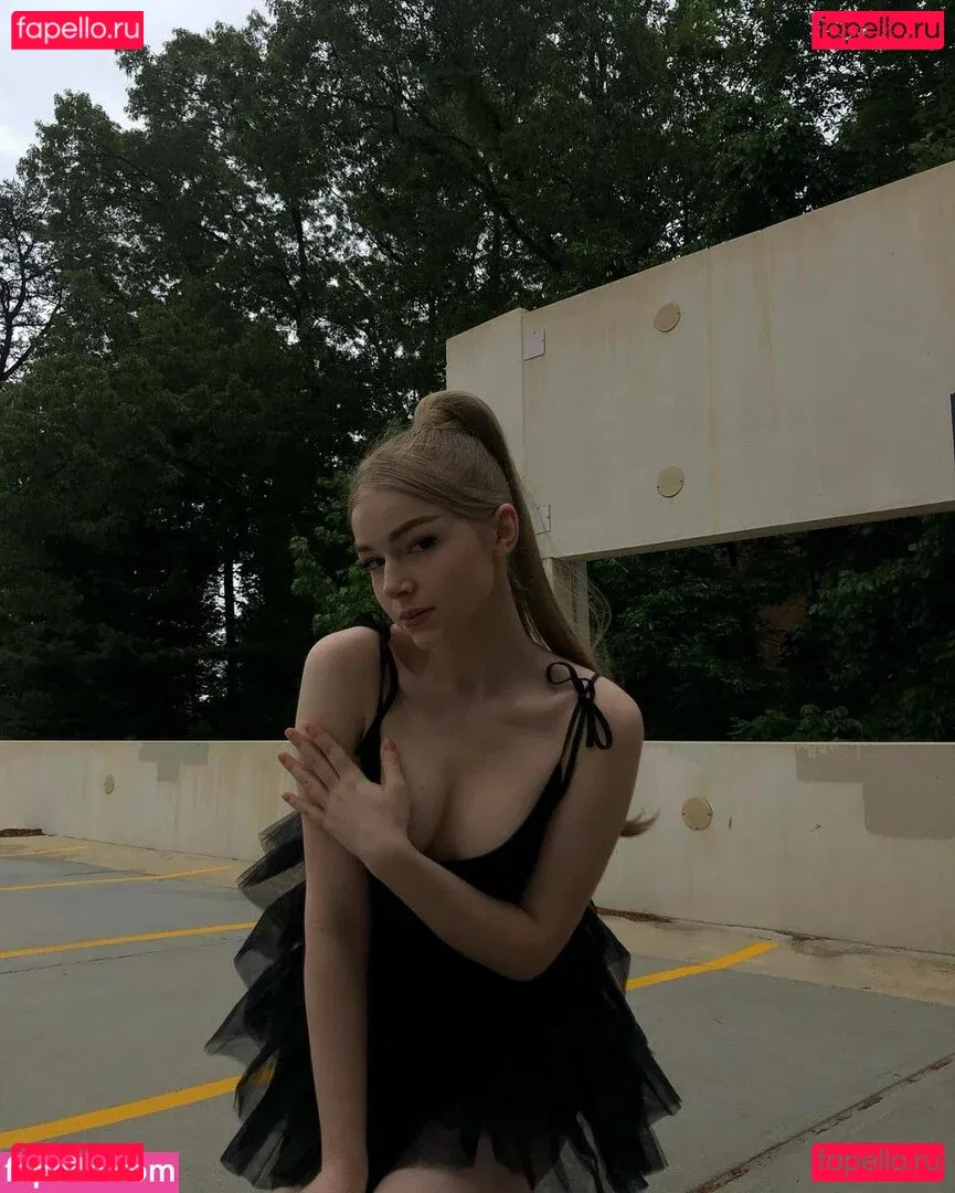 Nerushimav Onlyfans Photo Gallery 