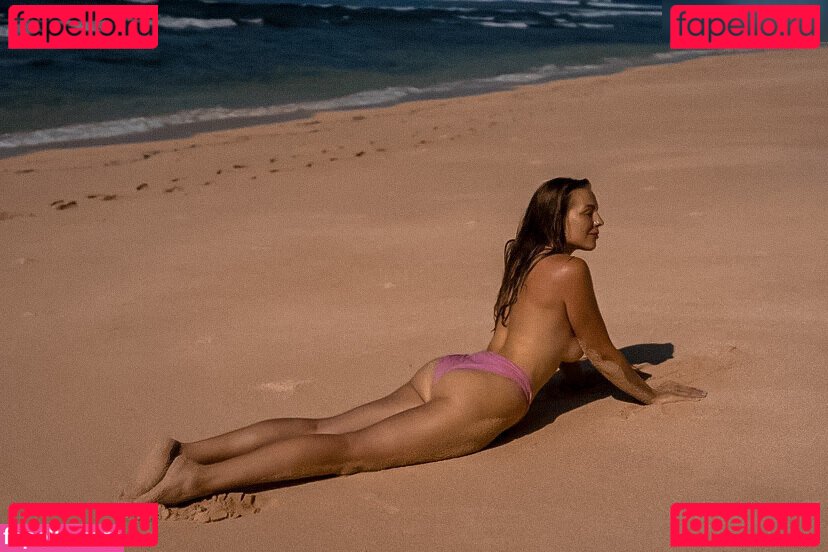 Erika Helin Nude Onlyfans Photo 40