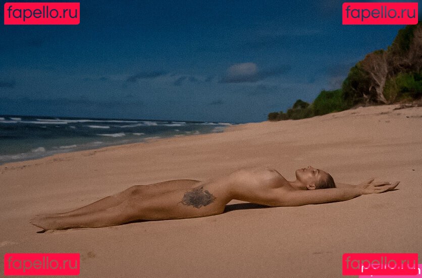 Erika Helin Nude Onlyfans Photo 35