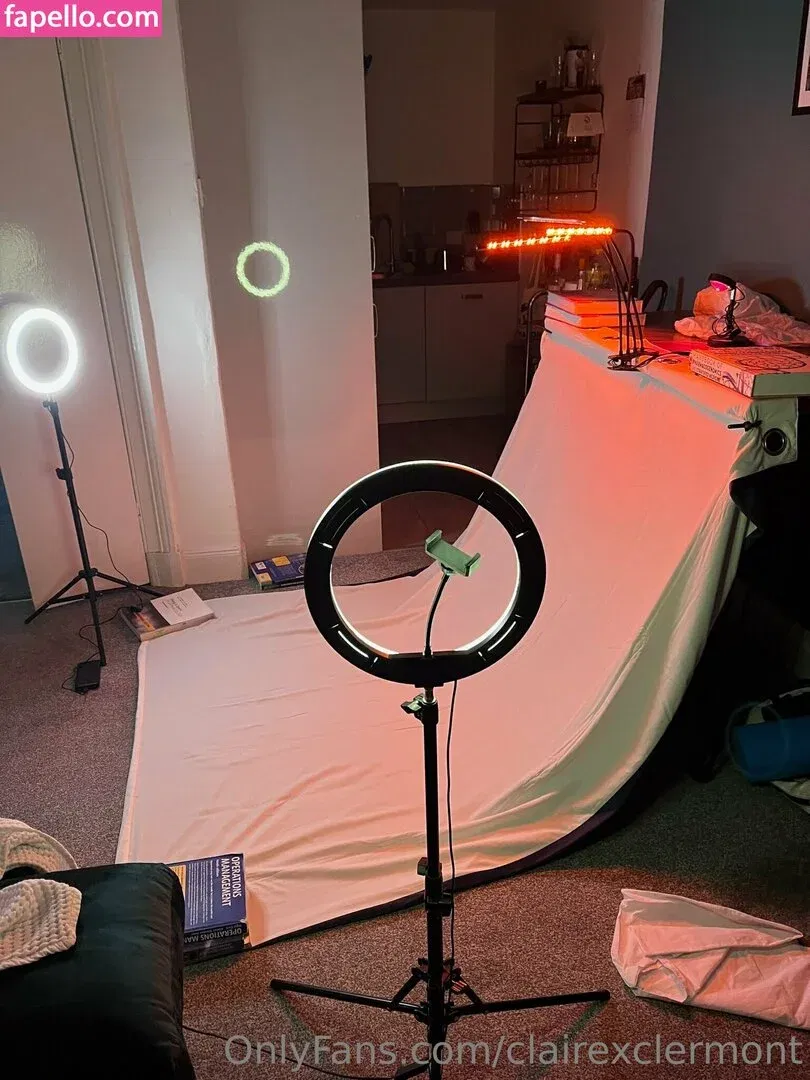 clairexclermont Onlyfans Photo Gallery 