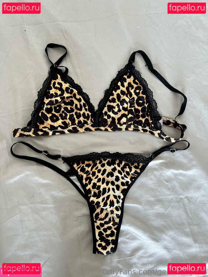 geishamyaka Nude Onlyfans Photo 14