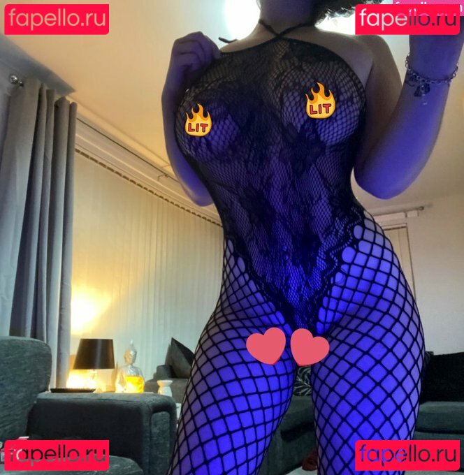 Chelsea Blyth Nude Onlyfans Photo 16