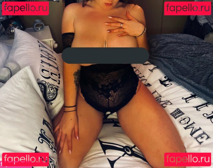 Chelsea Blyth Nude Onlyfans Photo 14