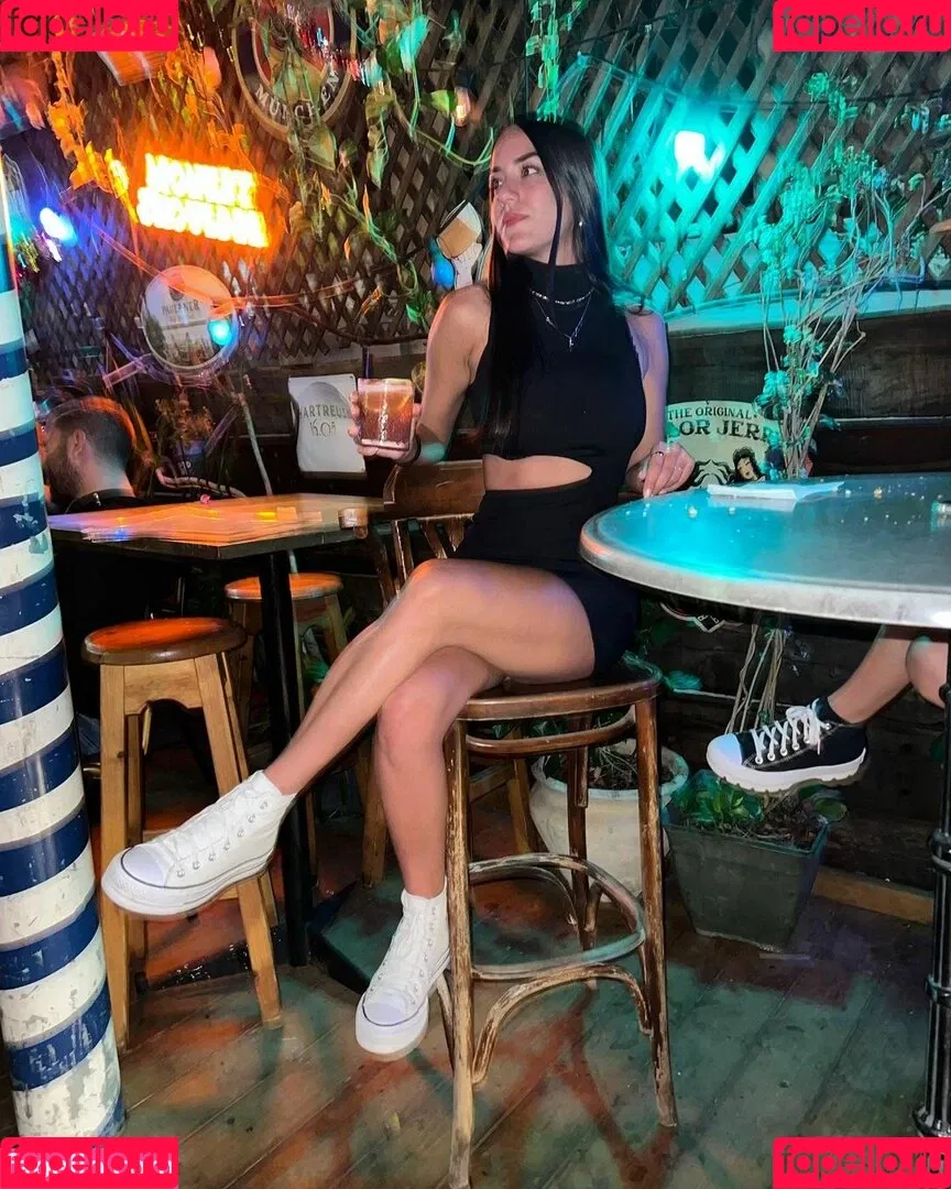Sara Avni Onlyfans Photo Gallery 