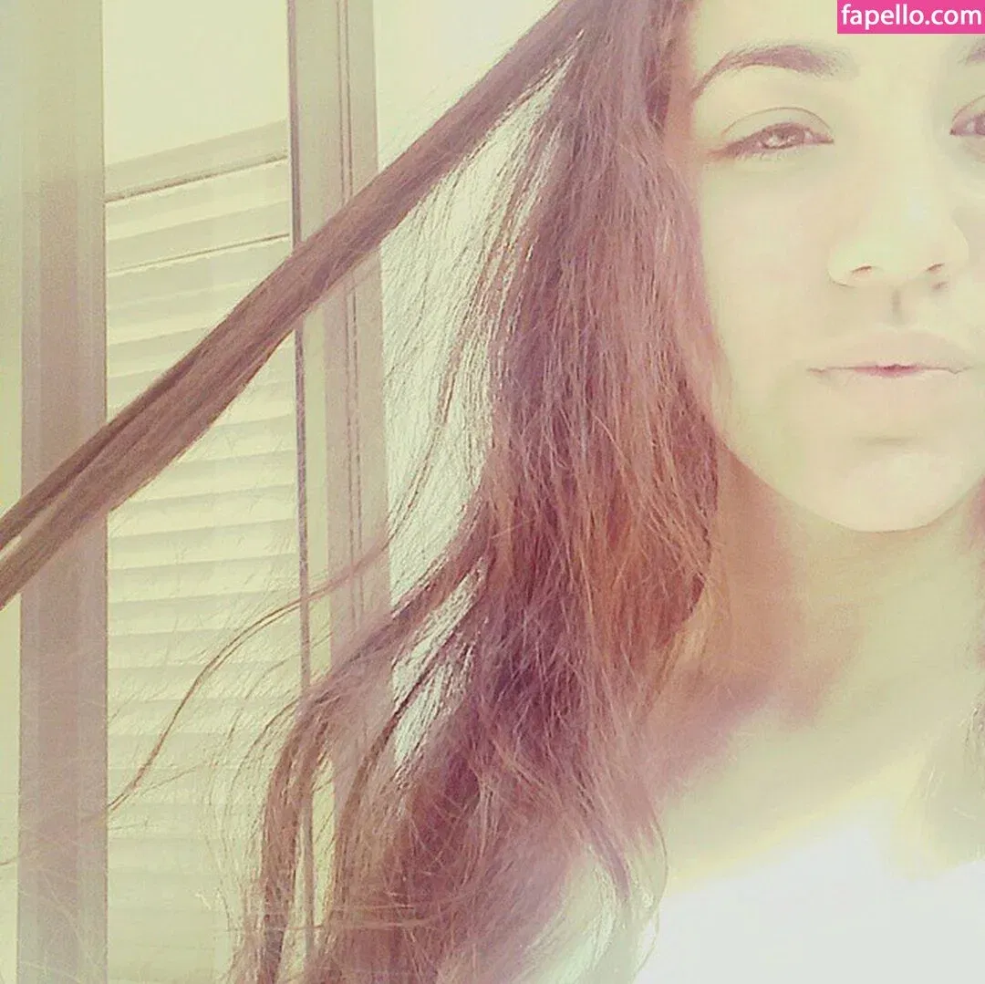 Sara Avni Onlyfans Photo Gallery 