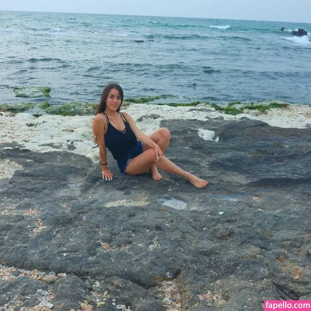 Sara Avni Onlyfans Photo Gallery 