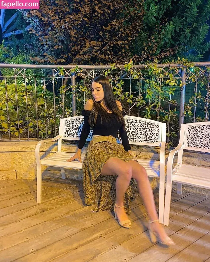 Sara Avni Onlyfans Photo Gallery 