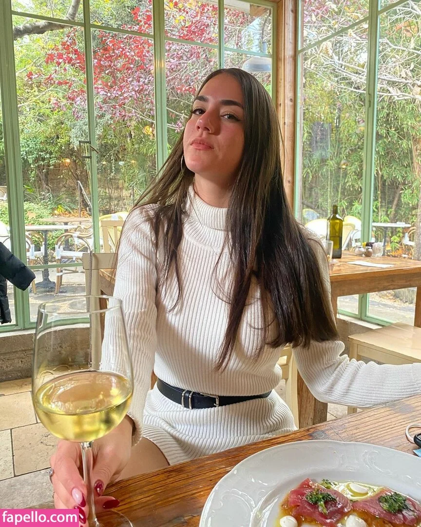 Sara Avni Onlyfans Photo Gallery 