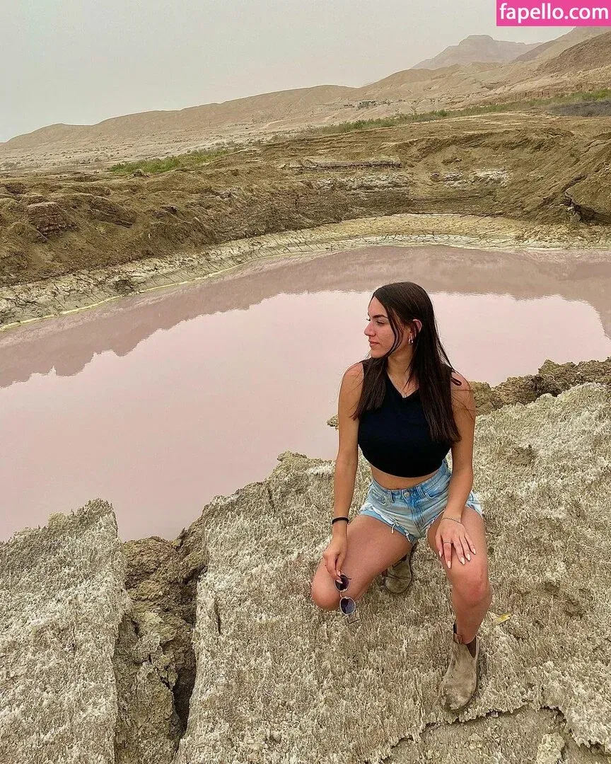 Sara Avni Onlyfans Photo Gallery 