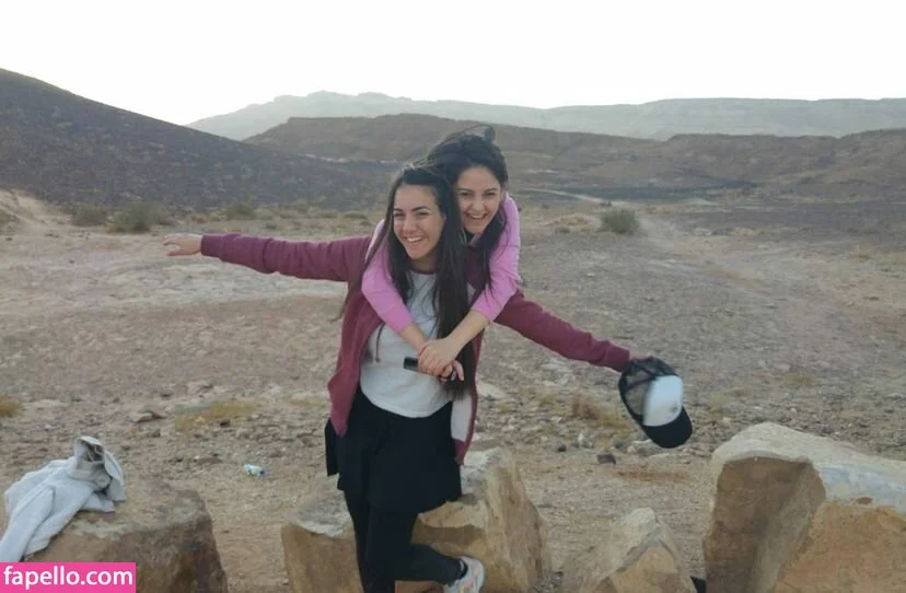 Sara Avni Onlyfans Photo Gallery 