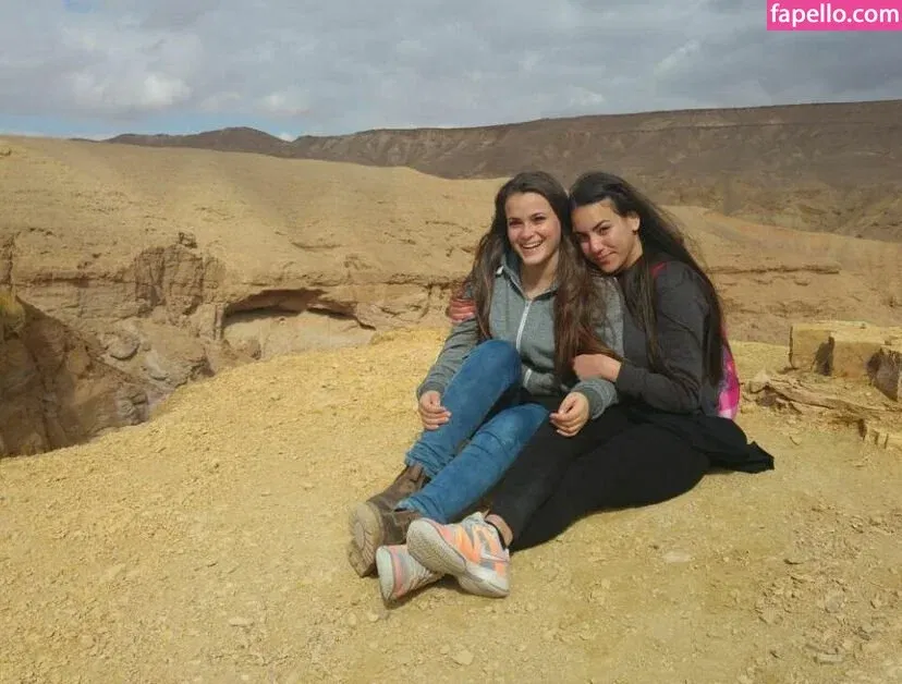 Sara Avni Onlyfans Photo Gallery 