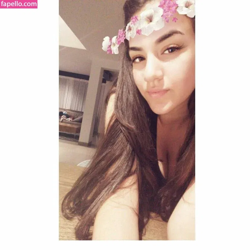 Sara Avni Onlyfans Photo Gallery 