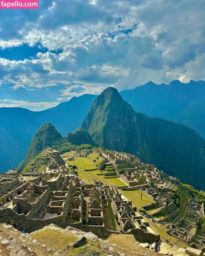 Sara Avni Onlyfans Photo Gallery 