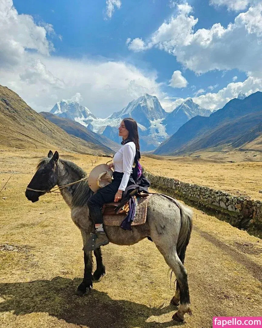 Sara Avni Onlyfans Photo Gallery 