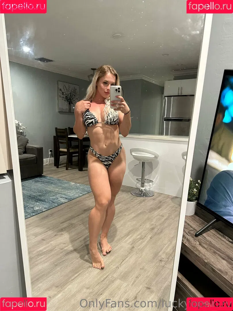 Ashton Penney Onlyfans Photo Gallery 