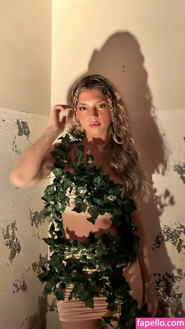 Megan Eugenio Onlyfans Photo Gallery 