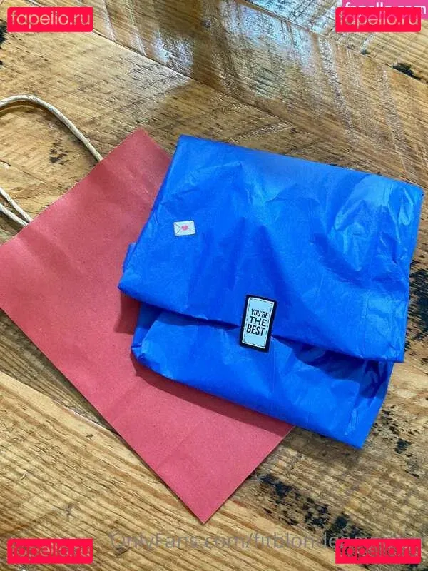 fitblondenextdoor Onlyfans Photo Gallery 