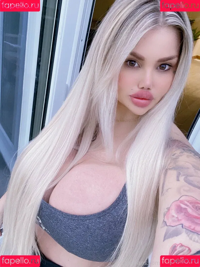 candycharms Onlyfans Photo Gallery 