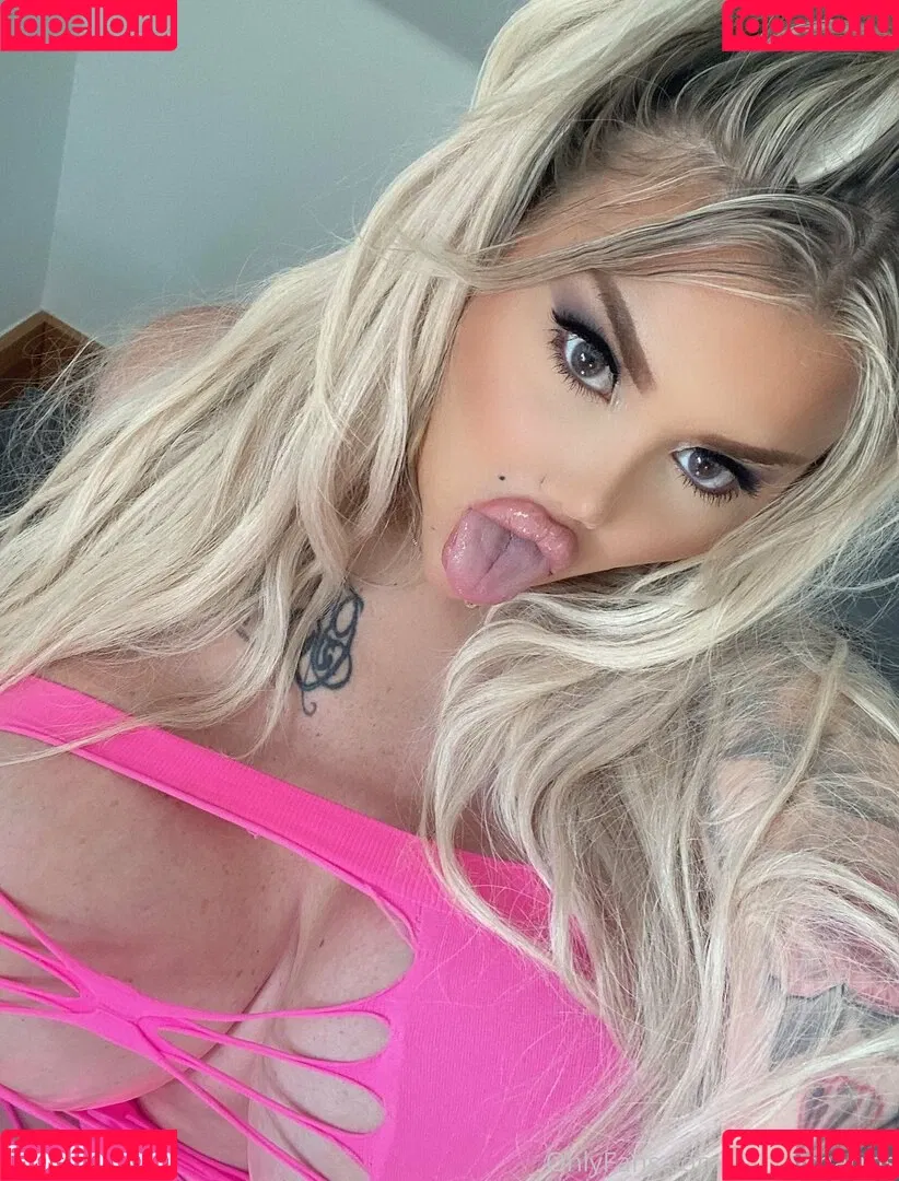candycharms Onlyfans Photo Gallery 