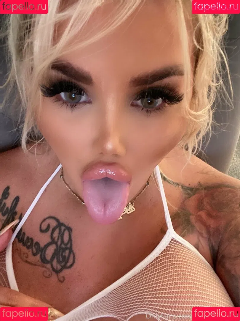 candycharms Onlyfans Photo Gallery 