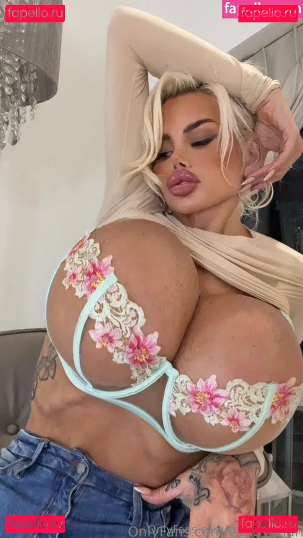 candycharms Onlyfans Photo Gallery 