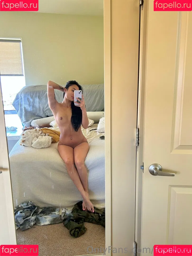 mailang Onlyfans Photo Gallery 