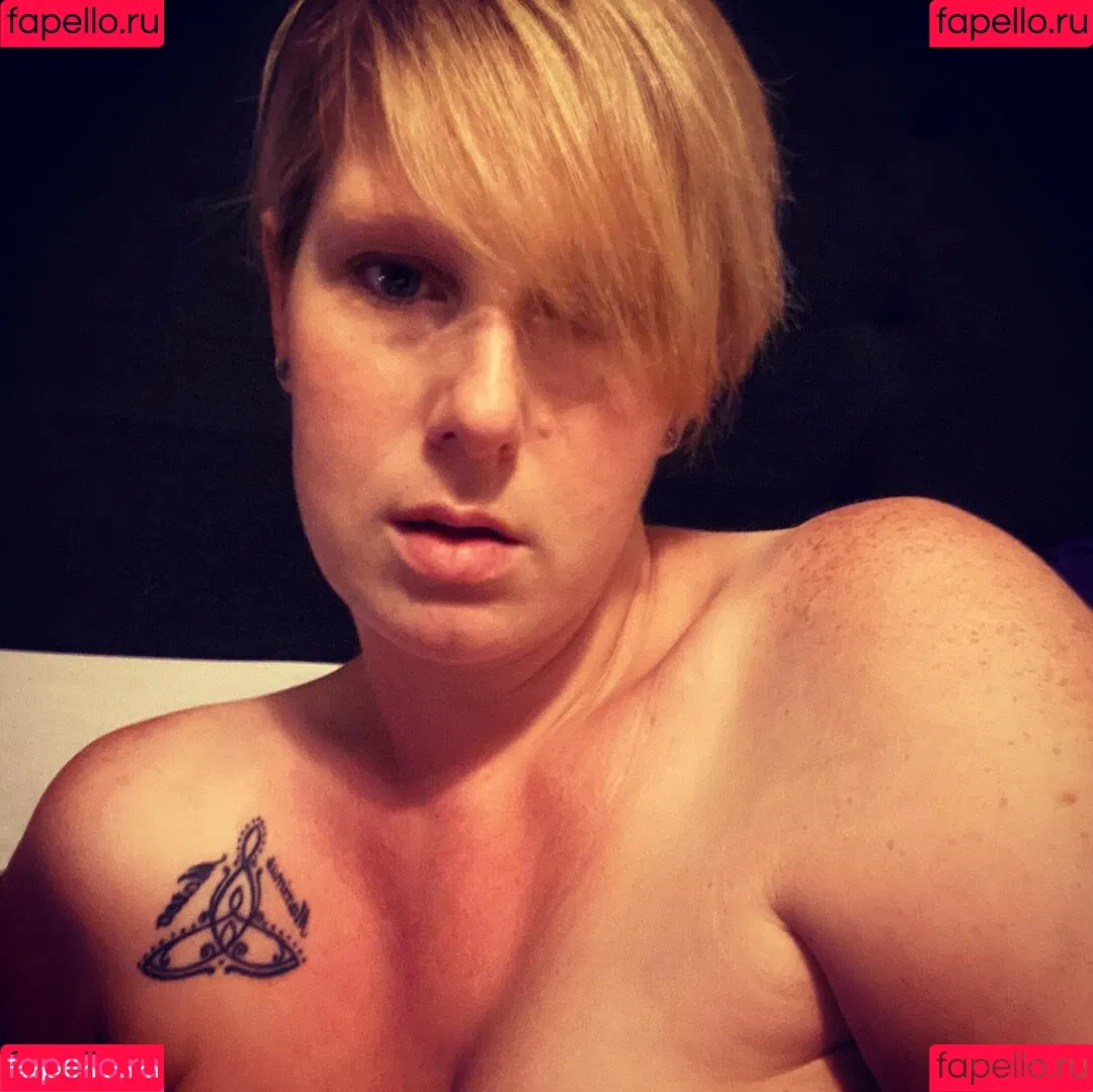 cicicountrygrl Onlyfans Photo Gallery 