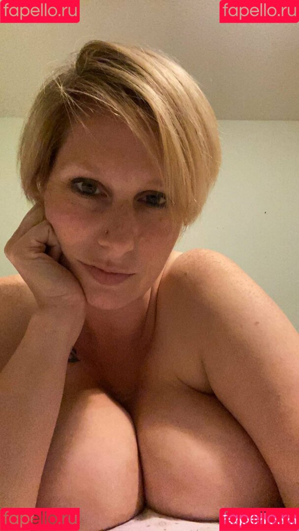 cicicountrygrl Onlyfans Photo Gallery 