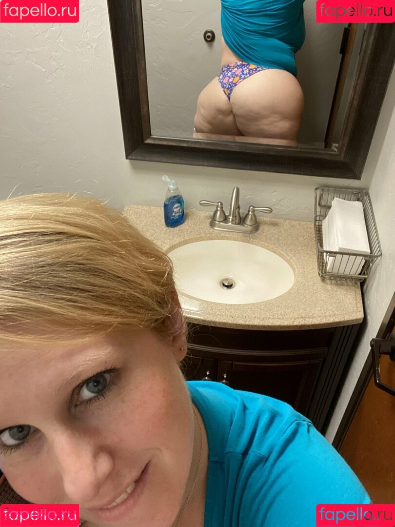 cicicountrygrl Onlyfans Photo Gallery 