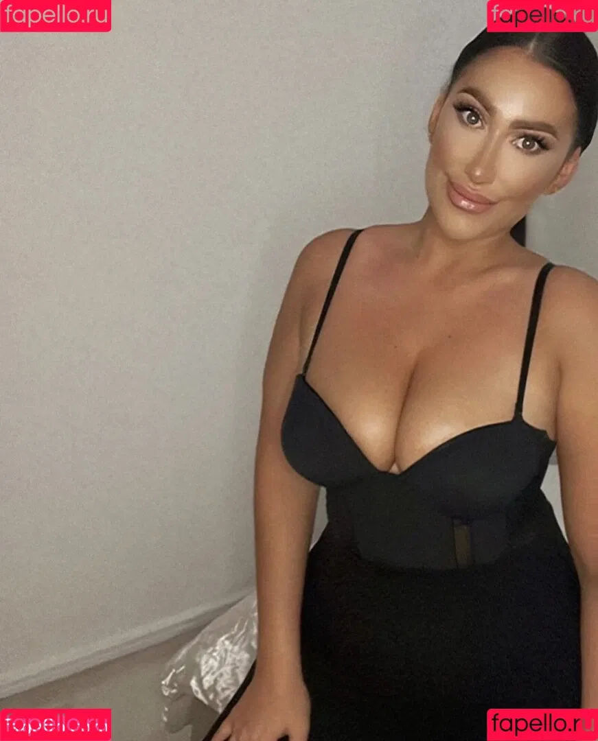 Kirstie V Onlyfans Photo Gallery 