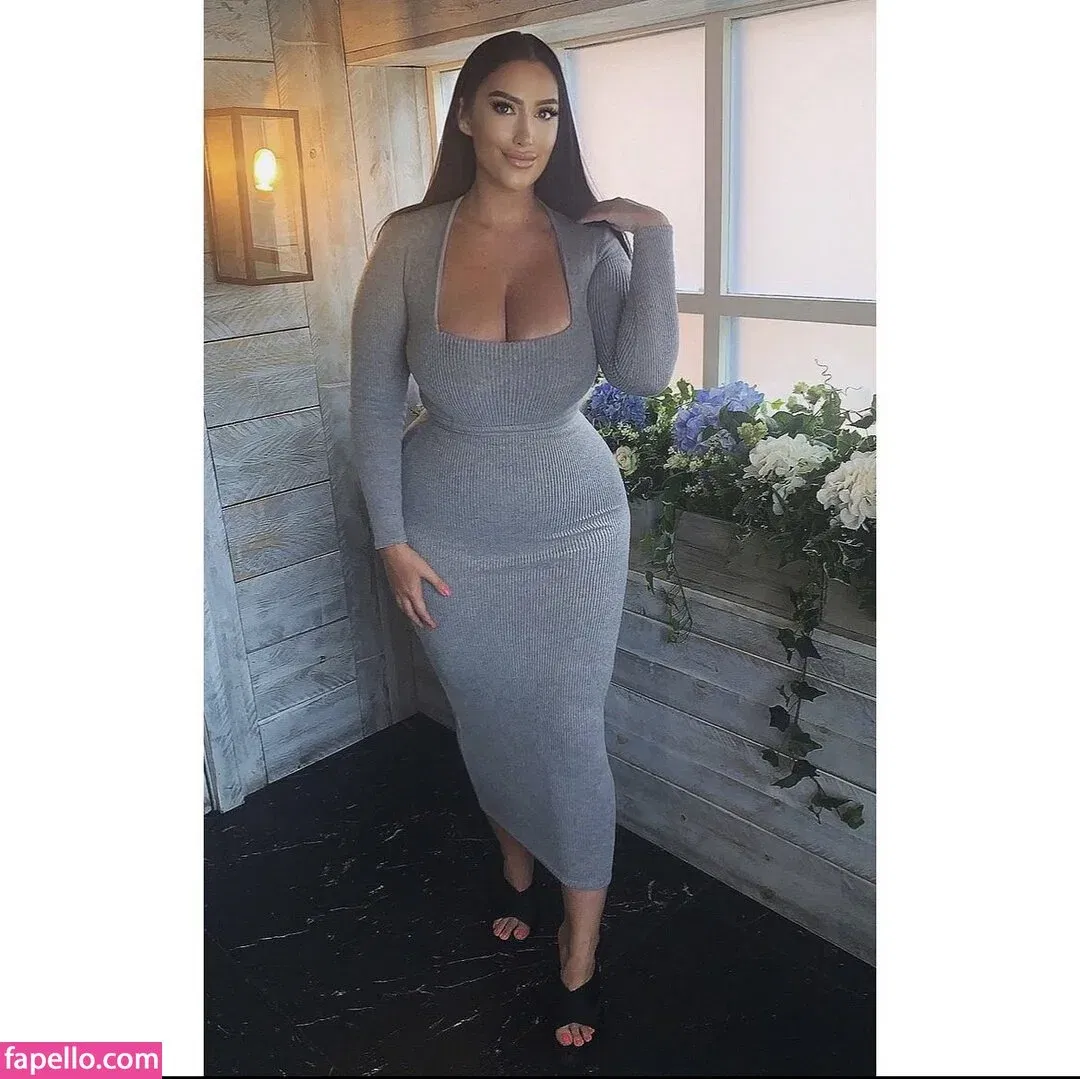 Kirstie V Onlyfans Photo Gallery 